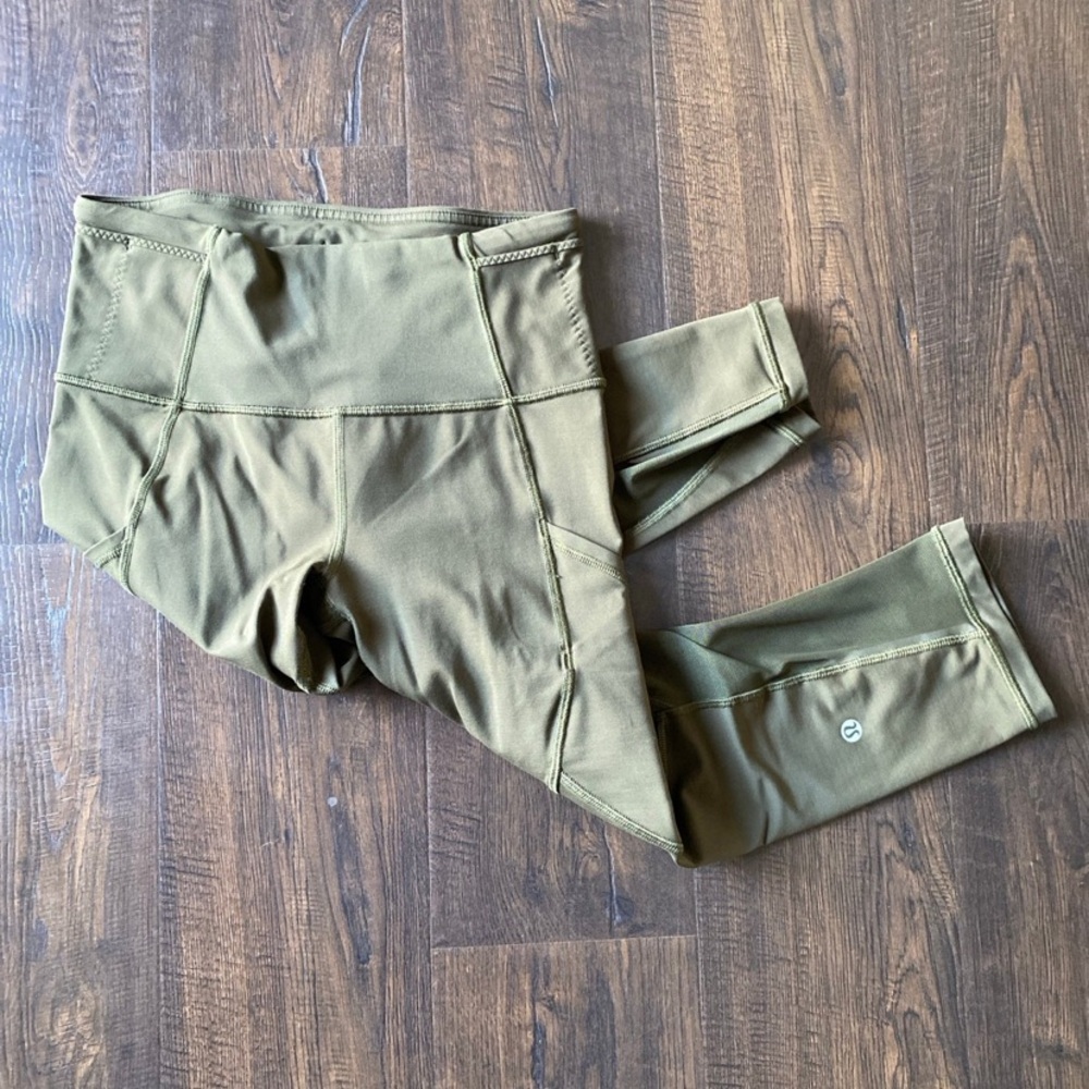 lululemon athletica outrun 17” crop full-on luxtreme HR military green legging 4
